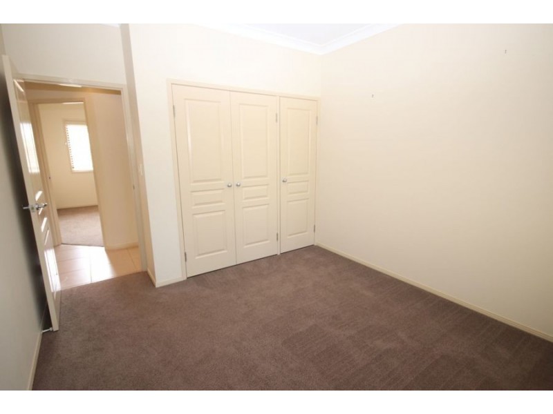 20 Bass Street, Cabarlah QLD 4352