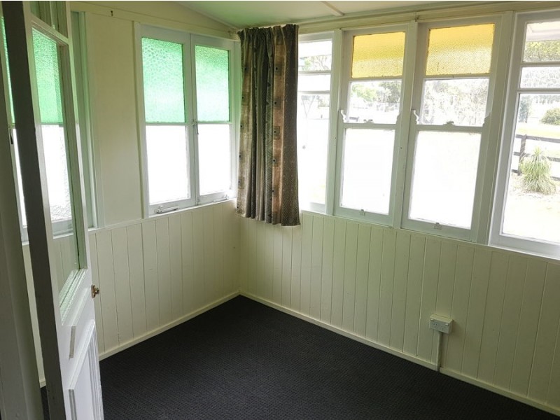 40 South Street, Crows Nest QLD 4355