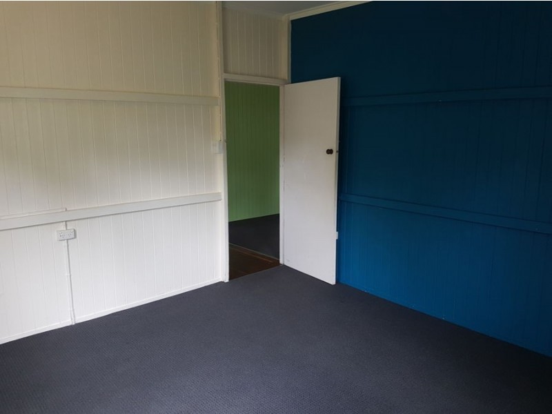 40 South Street, Crows Nest QLD 4355