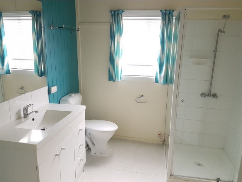 40 South Street, Crows Nest QLD 4355