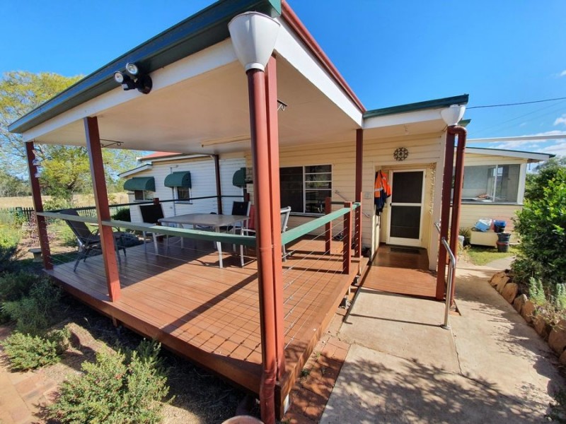 119 Hartwigs Road, Douglas QLD 4354