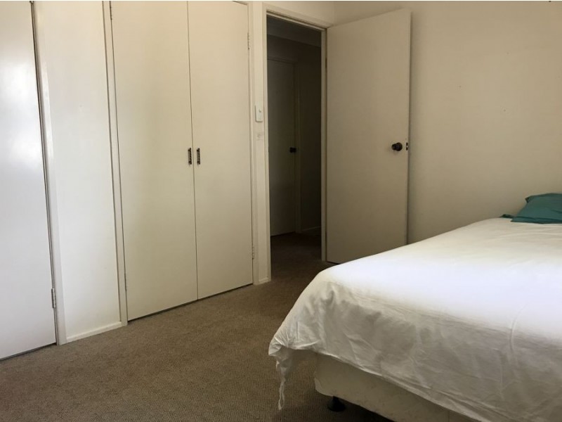 9 Esk Street, Crows Nest QLD 4355