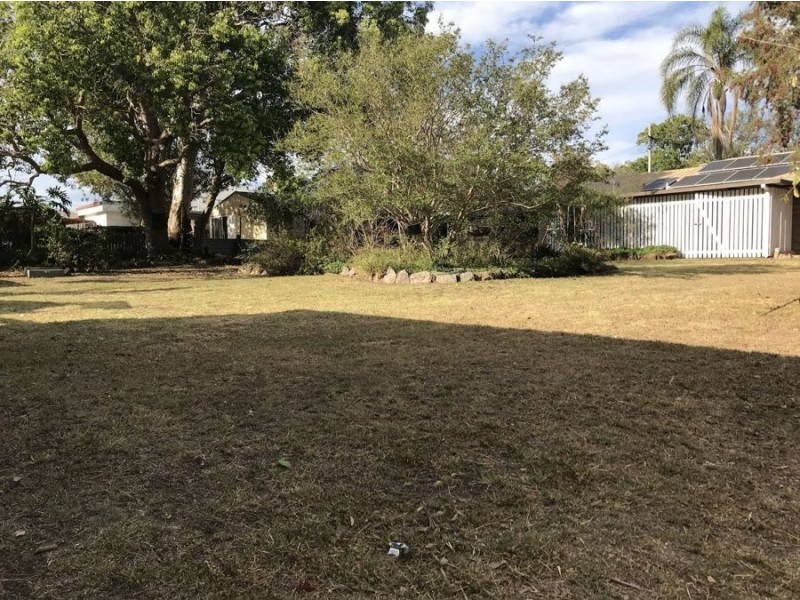 9 Esk Street, Crows Nest QLD 4355