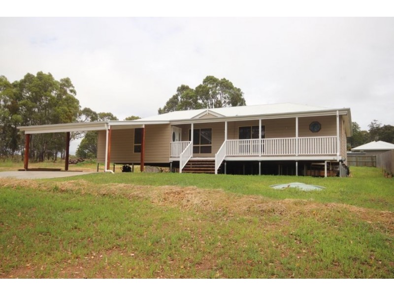 7 Aphrah Street, Crows Nest QLD 4355