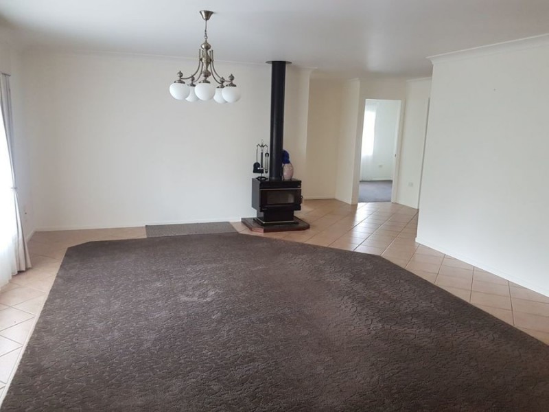 11 Melissa Court, Crows Nest QLD 4355