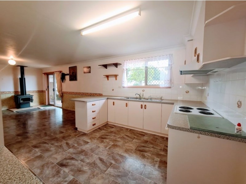 2B Davenport Street, Nobby QLD 4360