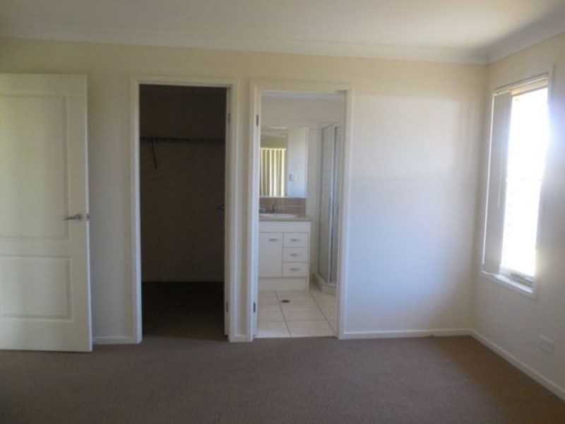 40 Rogers Drive, Gatton QLD 4343