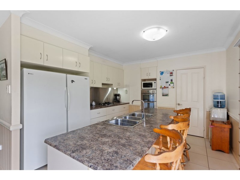 120 Volp Road, Meringandan QLD 4352