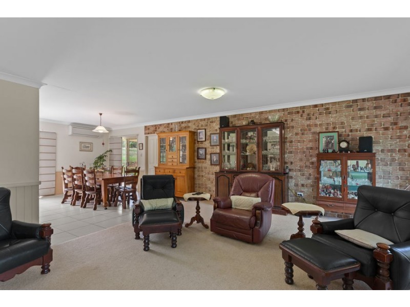 120 Volp Road, Meringandan QLD 4352