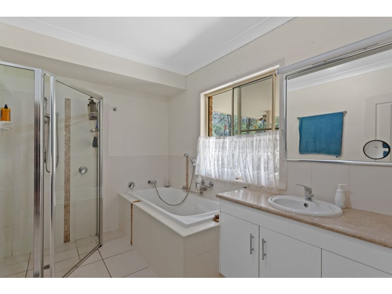 120 Volp Road, Meringandan QLD 4352