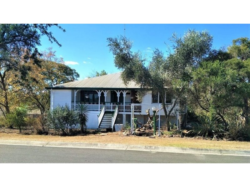 30 Laidley Street, Helidon QLD 4344