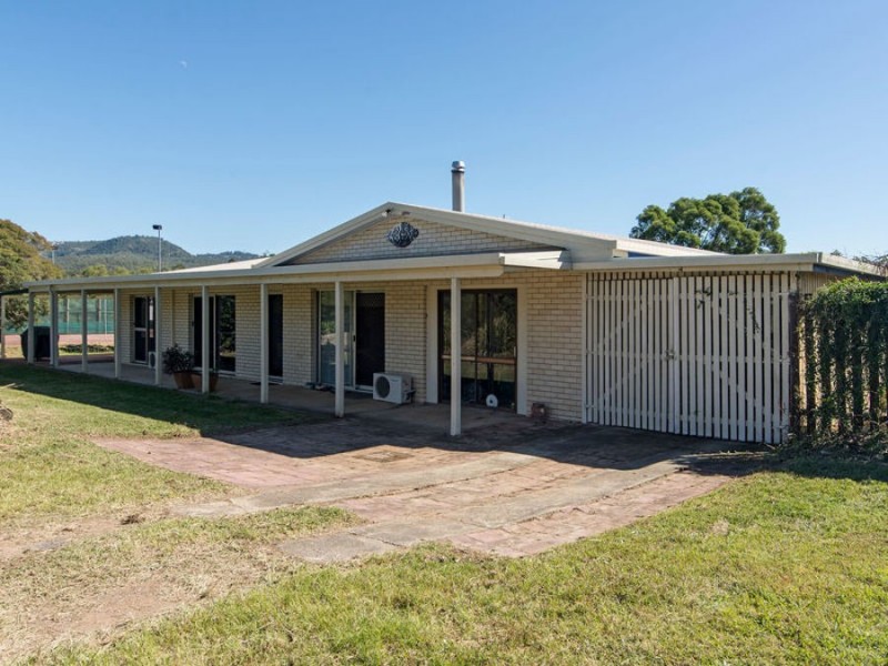 8432 Warrego Highway, Withcott QLD 4352
