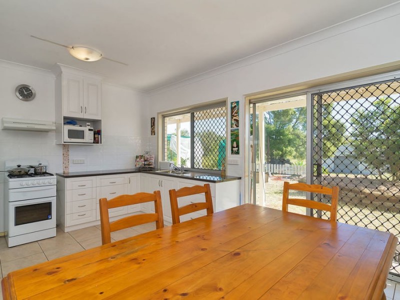 8432 Warrego Highway, Withcott QLD 4352