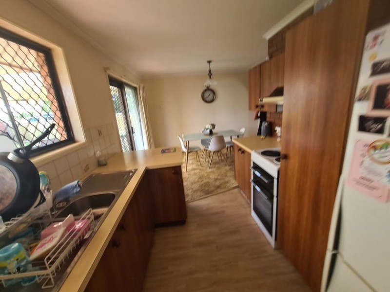 21 Cambridge Street, Harristown QLD 4350