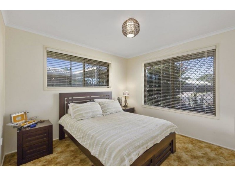 21 Cambridge Street, Harristown QLD 4350