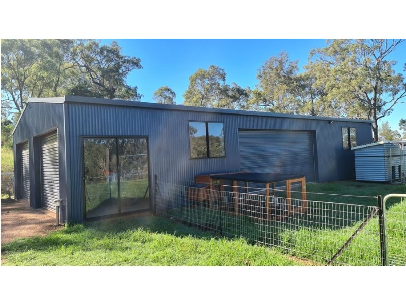 12 Phalaris Court, Meringandan West QLD 4352