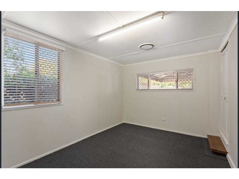 28 McDowall Street, Newtown QLD 4350