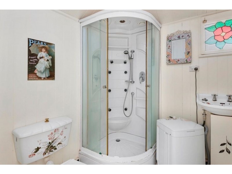 7 Railway Street, Helidon QLD 4344