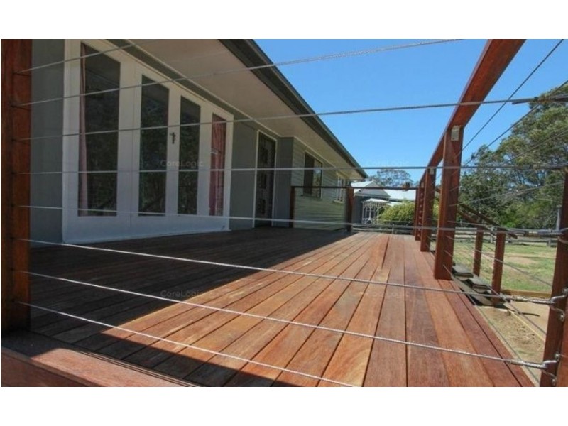 52 Albert Street, Crows Nest QLD 4355