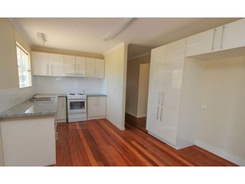 52 Albert Street, Crows Nest QLD 4355