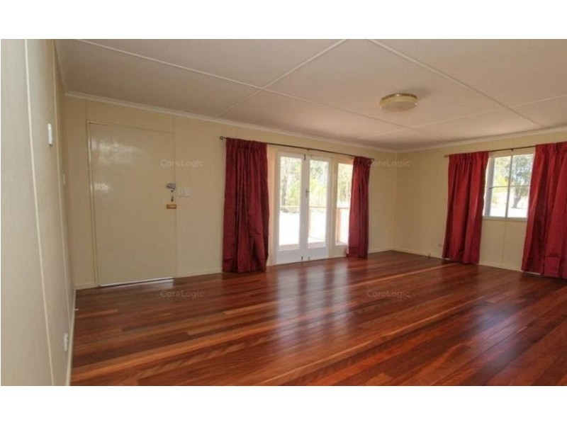 52 Albert Street, Crows Nest QLD 4355