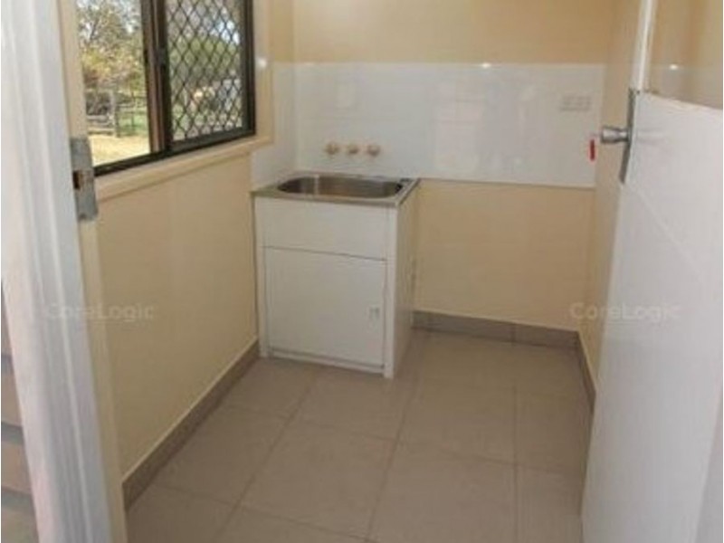 52 Albert Street, Crows Nest QLD 4355