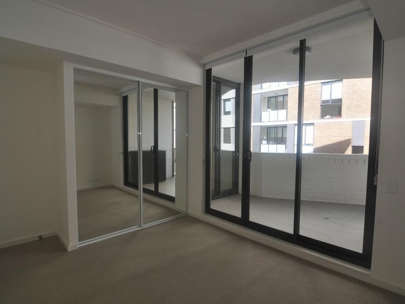 Unit 423/7 Washington Avenue, Riverwood NSW 2210