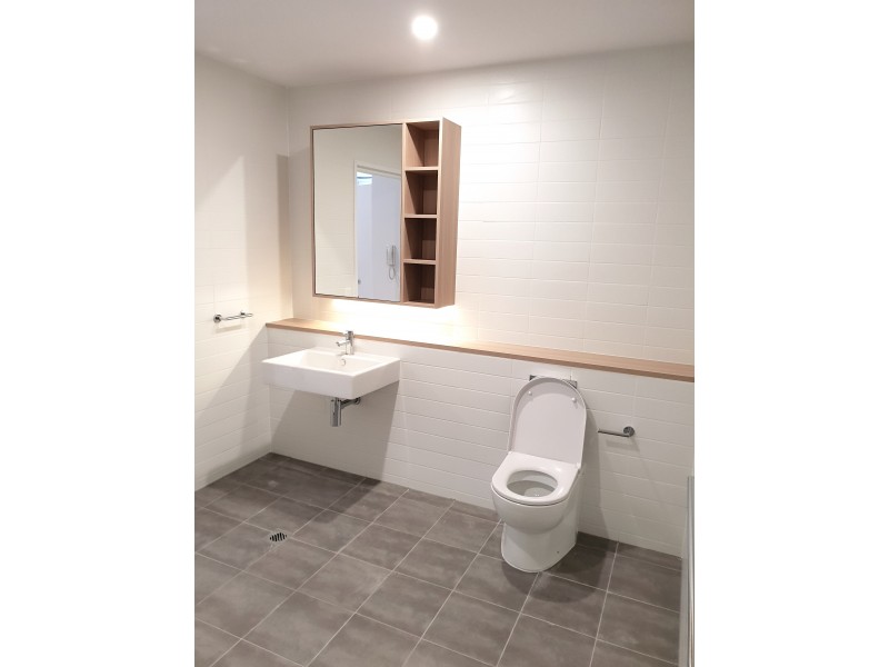 509/10 Aviators Way, Penrith NSW 2750