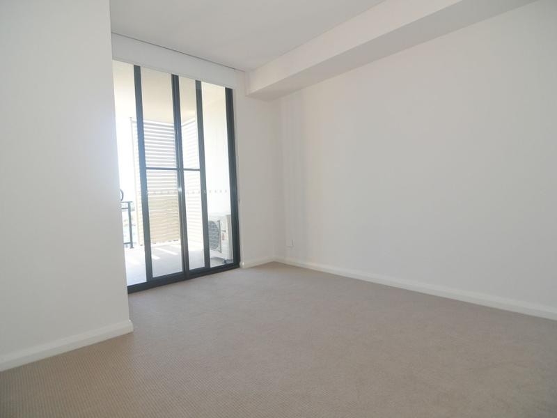 Unit 817/26 Baywater Drive, Wentworth Point NSW 2127