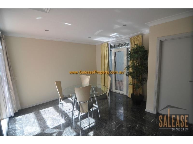 21 Brompton Road, Kensington NSW 2033