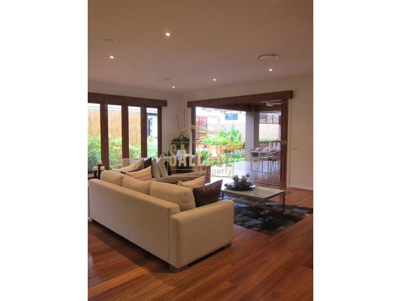 56 Pioneer Drive, Carnes Hill NSW 2171