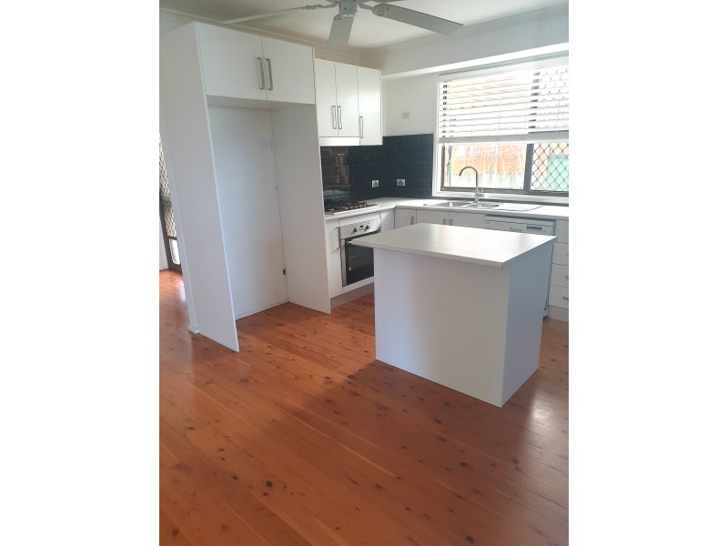 5 Horatio Street, Rosemeadow NSW 2560