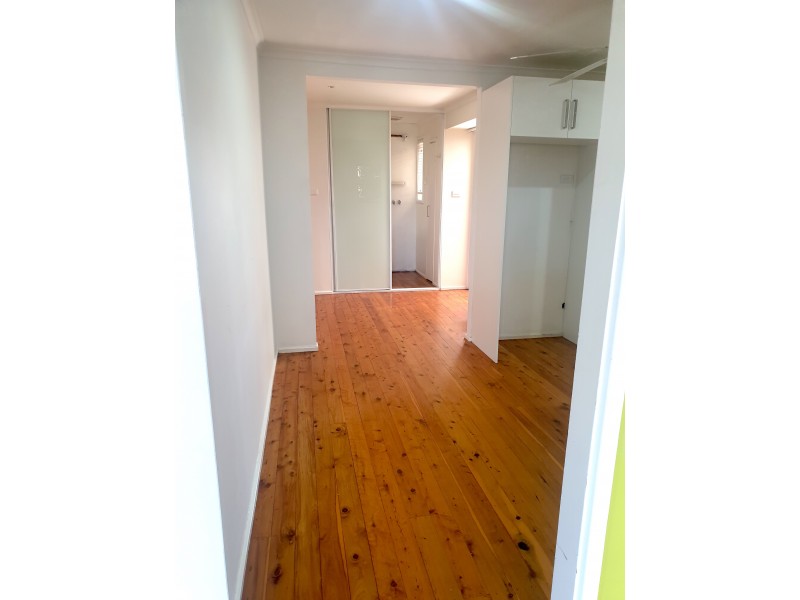 5 Horatio Street, Rosemeadow NSW 2560