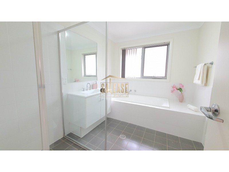 31 Kippax Avenue, Leumeah NSW 2560