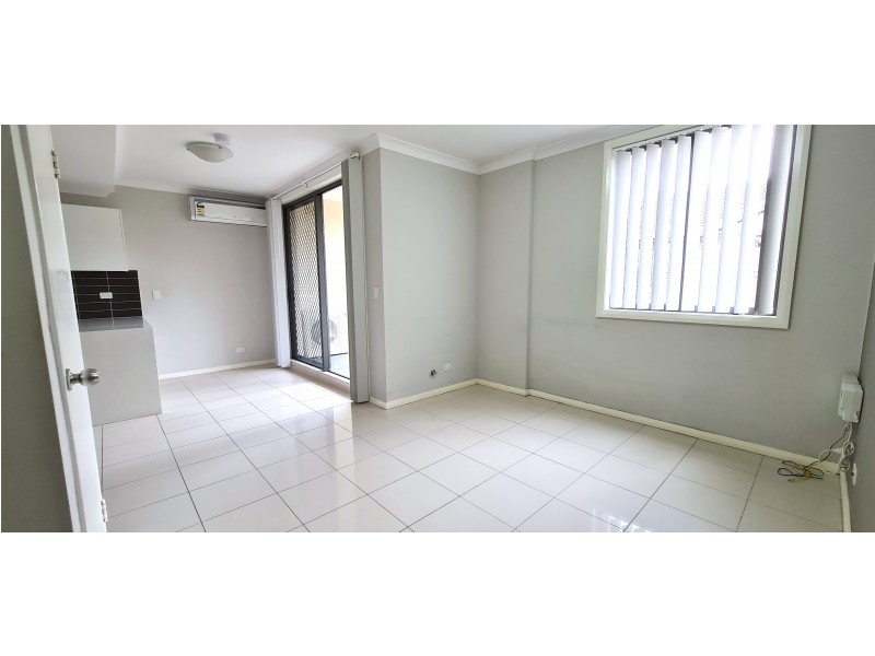 12/12-14 Clifton Street, Blacktown NSW 2148