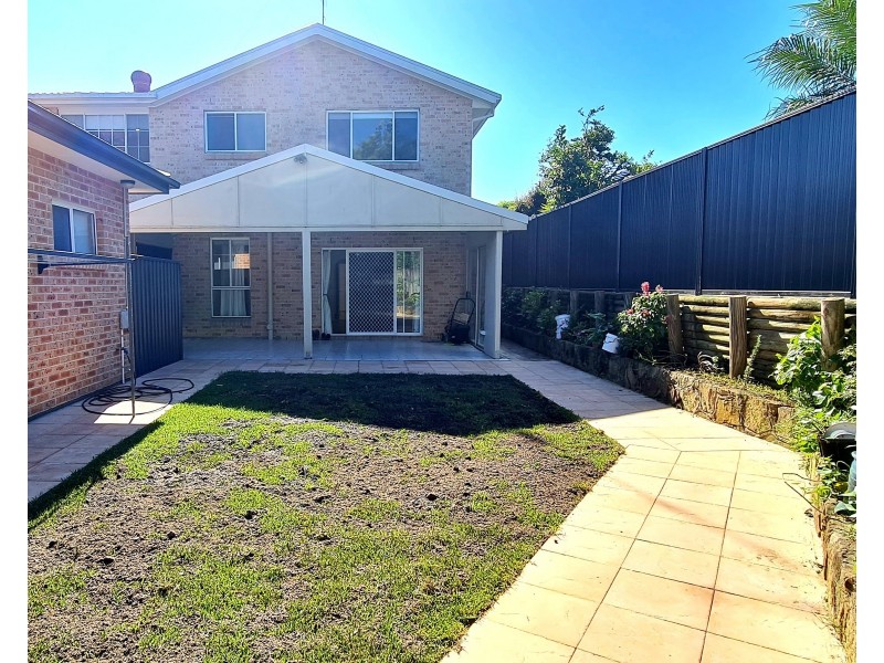 27 Darlington Drive, Cherrybrook NSW 2126