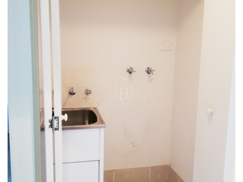 27 Morningside Parade, Holsworthy NSW 2173