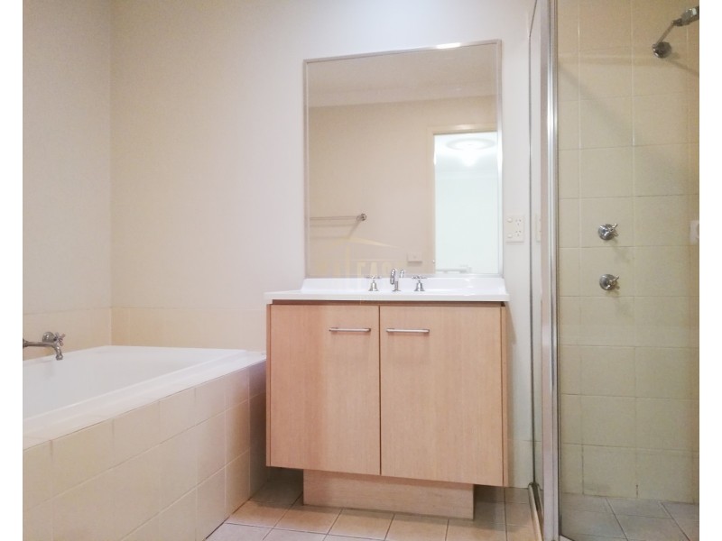 27 Morningside Parade, Holsworthy NSW 2173