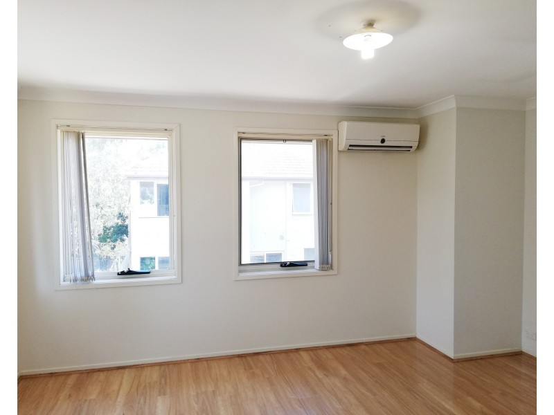 27 Morningside Parade, Holsworthy NSW 2173