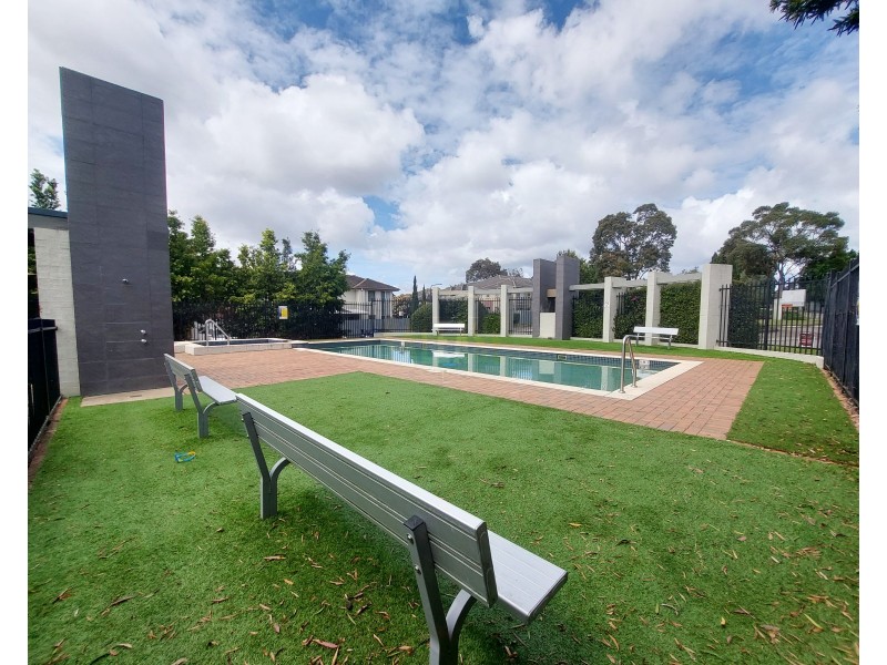 27 Morningside Parade, Holsworthy NSW 2173