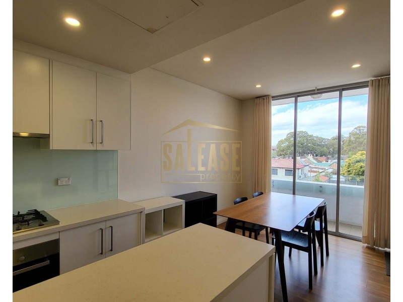 28/2A Duke Street, Kensington NSW 2033