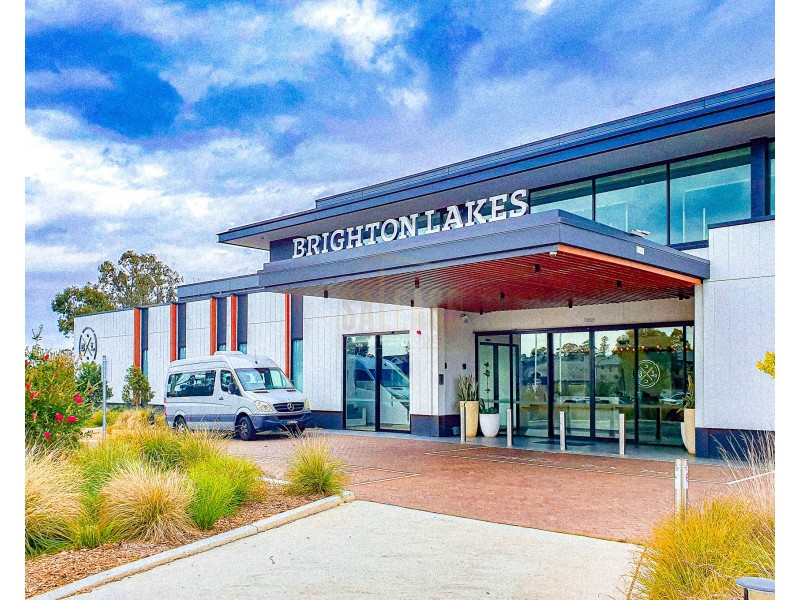 51 Hennessy Avenue, Moorebank NSW 2170