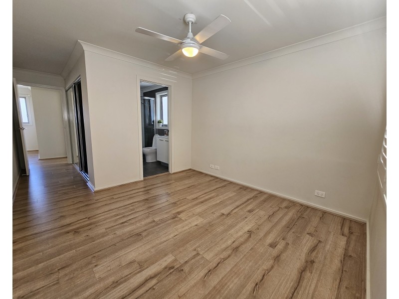 51 Hennessy Avenue, Moorebank NSW 2170