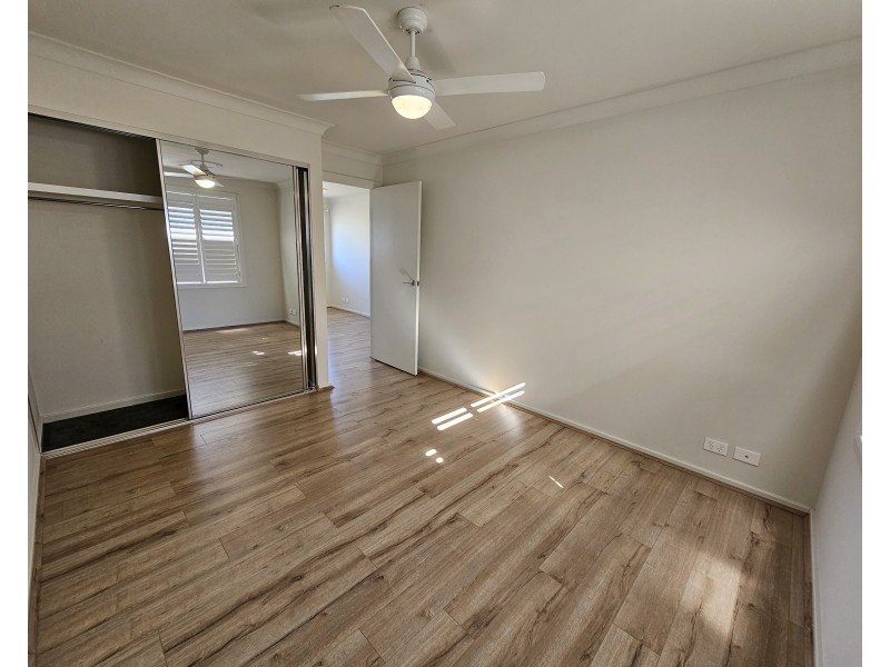 51 Hennessy Avenue, Moorebank NSW 2170