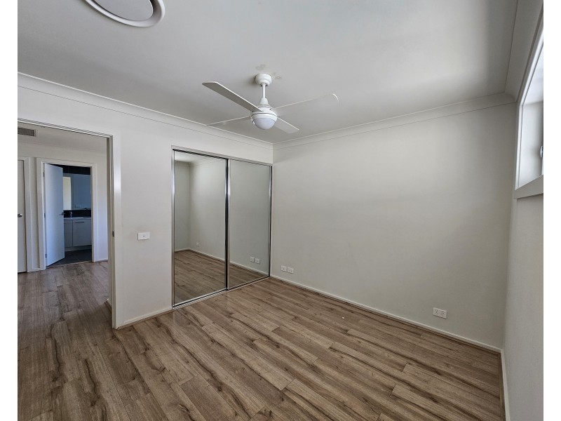 51 Hennessy Avenue, Moorebank NSW 2170