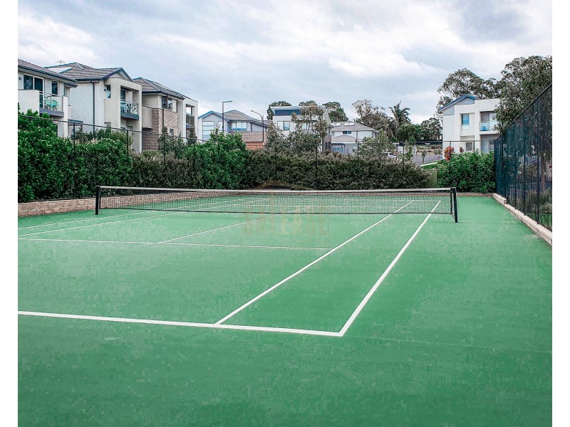 51 Hennessy Avenue, Moorebank NSW 2170