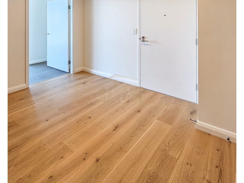 817/32 Civic Way, Rouse Hill NSW 2155