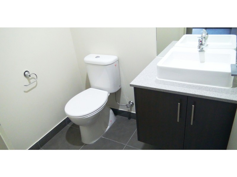 Brompton Street, Cranbourne South VIC 3977