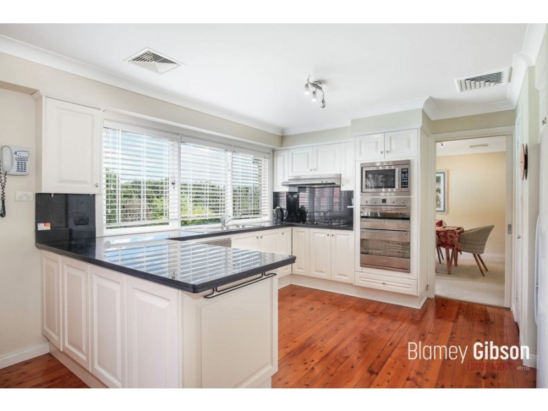 6 Bromley Way, Glenhaven NSW 2156