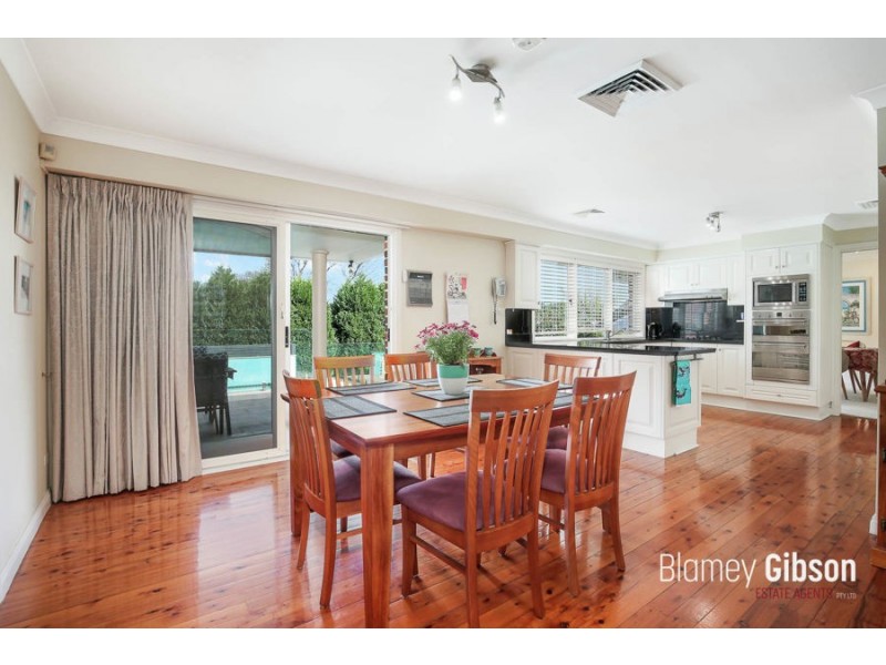6 Bromley Way, Glenhaven NSW 2156